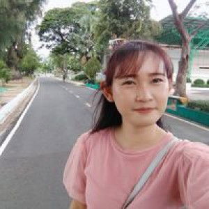 Fah Rakchanok profile icon