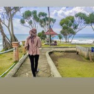 R Edhita profile icon