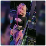 Nik Waraphorn profile icon