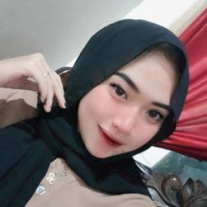 Risma Rifayanti profile icon