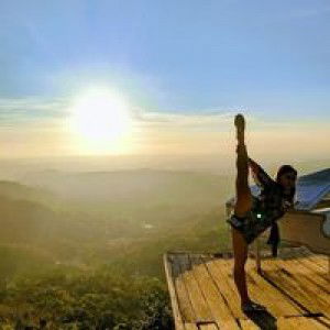 Nicole Andrea profile icon