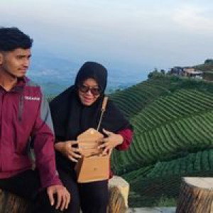 Ayu Bahtari profile icon