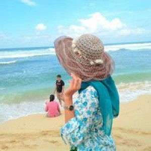 Asih Anissa Saputri profile icon