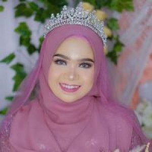 Dhevi Alvionita profile icon