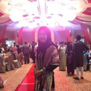 Suci Nurlaeli profile icon