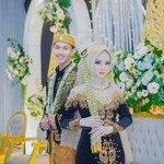 Dwi Ayu Oktaviany profile icon