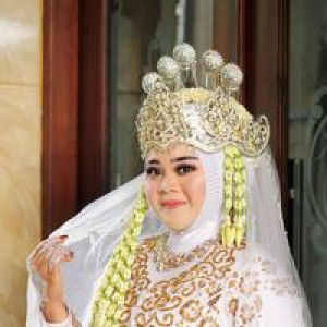 Fania Azizah profile icon