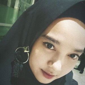 Sheila Zahra Ariasty profile icon