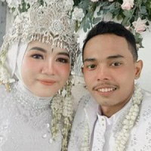 Yuli Yanti profile icon