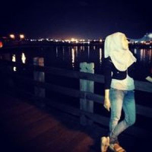 Desti Andini profile icon