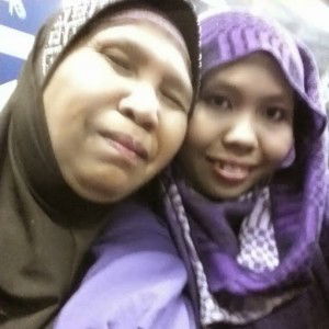 Siti Ayuni profile icon