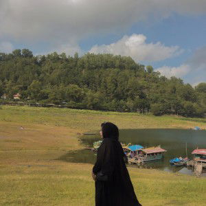 Leli Nur Cholifah profile icon