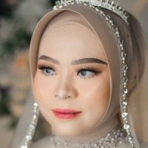 Ika NUr CieAmie profile icon