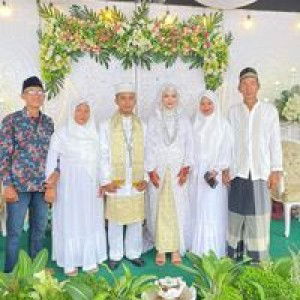 Penti Afriyanti profile icon