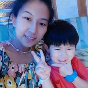 Rung Chomnok profile icon