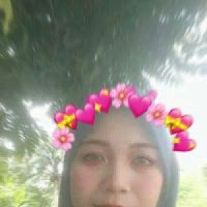 Dewi Febry Ananda profile icon