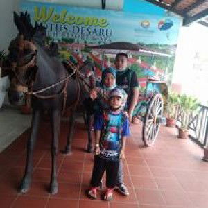 Ayu Sari profile icon