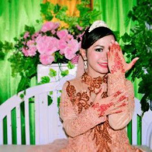 Novi Novianti profile icon