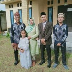 Hayati Bachtiar profile icon