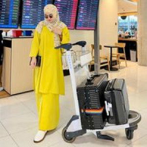 Nadia Ya profile icon