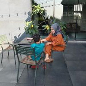 Titin Fatimah profile icon