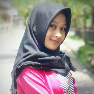ratna ayu profile icon