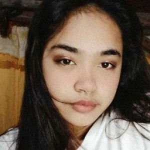 Rosemarie Jugio profile icon