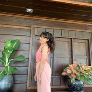 Bow Smile profile icon