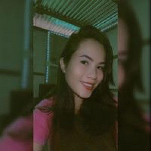 Yuna Malaza profile icon