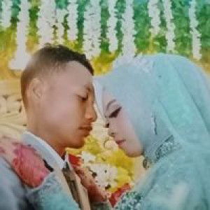 Vivi Savitri profile icon