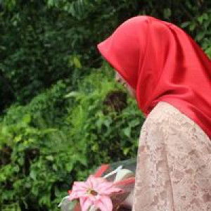 Erni Mar'atul Latifah profile icon