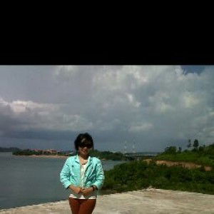 wiwik andriyani profile icon