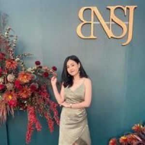 Nipaporn Newyawong profile icon