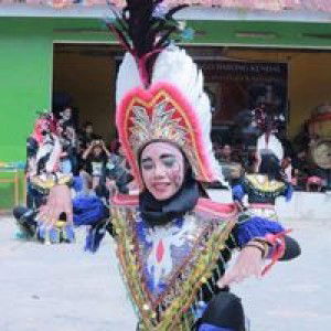 Dewi Yulia profile icon