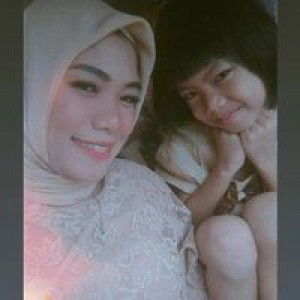 Queenara Lhatifa profile icon