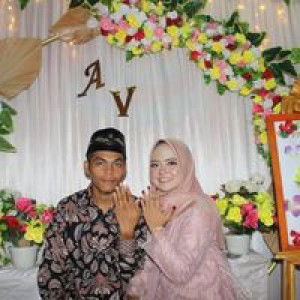 Repi AnDis Sinaga profile icon