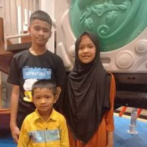 Risa Afriani profile icon