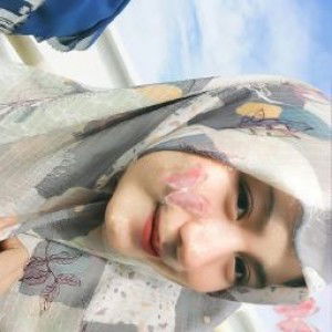 Nur Wanda profile icon