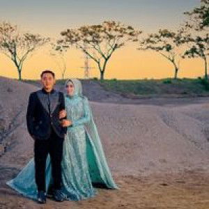 Dini Safiella profile icon