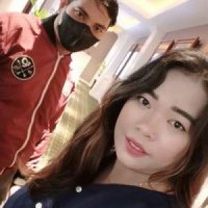 Khayrunisa Chomel profile icon