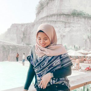 Anis Hanifah profile icon