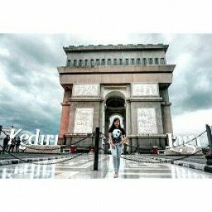 Riza Rini Fajar profile icon