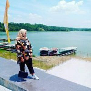 adea adianningsih profile icon