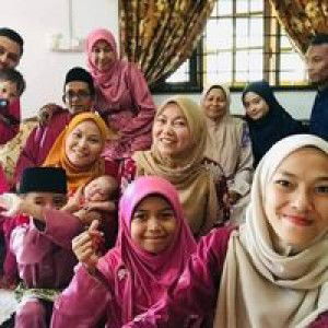 Ida Nazri profile icon