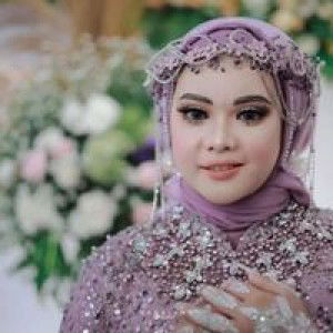 Nurul Huda Rahmawatii profile icon