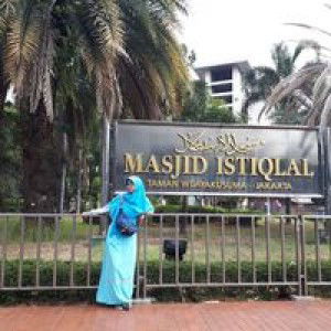 Fatma Khaerunnisa profile icon