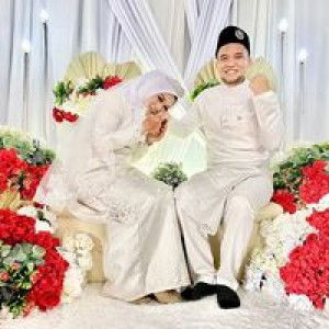 Mnurhasriezza Sukri profile icon