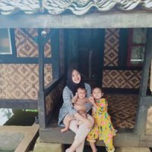 Ellyn Wancana Ess Ell profile icon