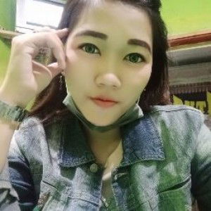 Indah Aprianti profile icon