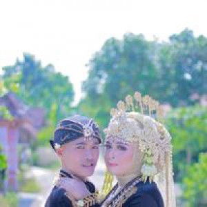 Evita putri waheni profile icon